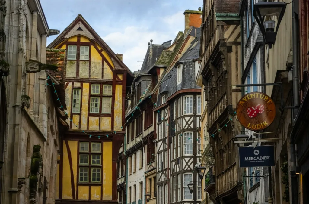 Centro histórico de Rouen, destino de excursión en tren desde París