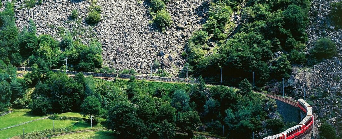 Bernina Express em 2026: roteiro, preços, reservas e como economizar